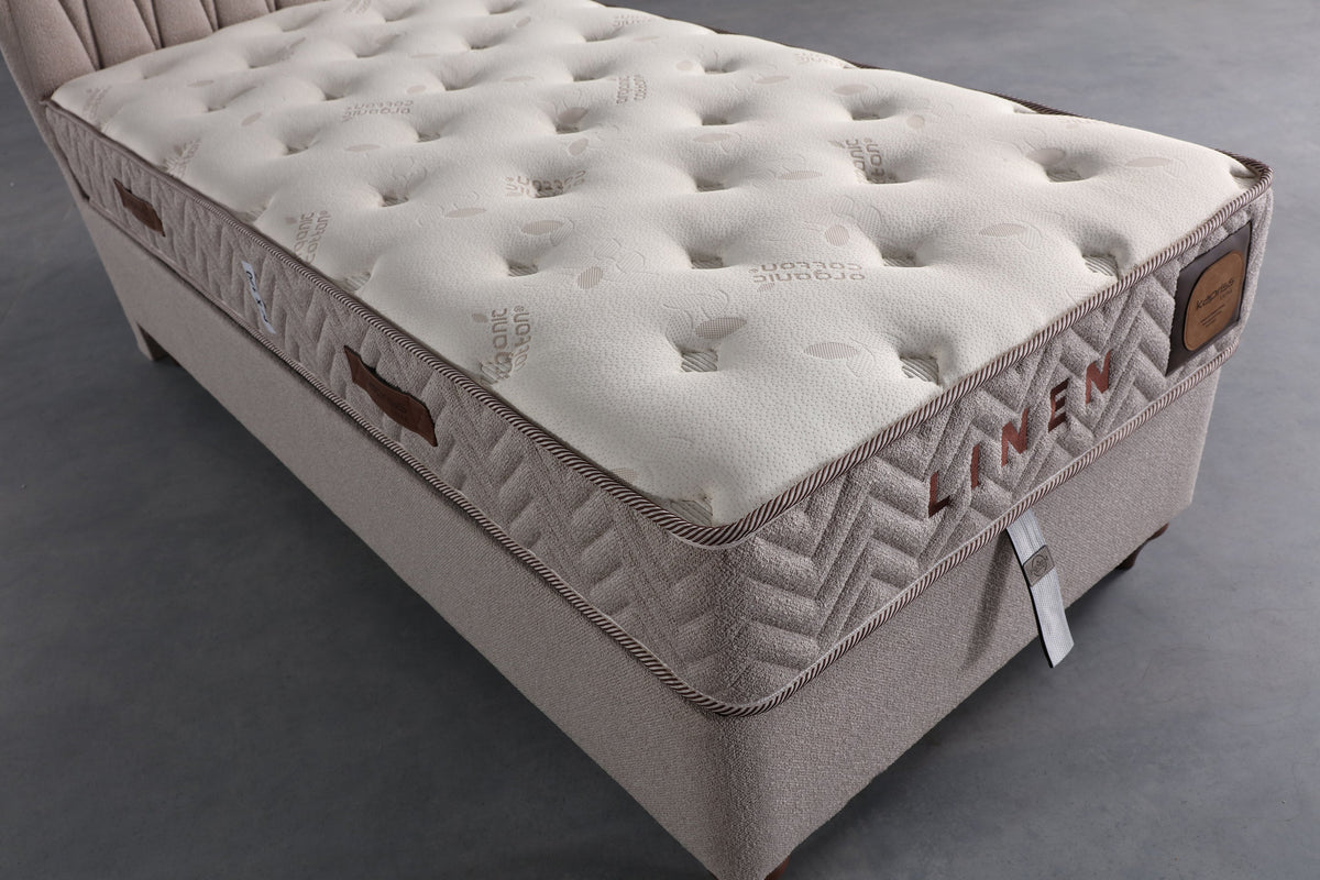 Linen mattress by Netline Interiors