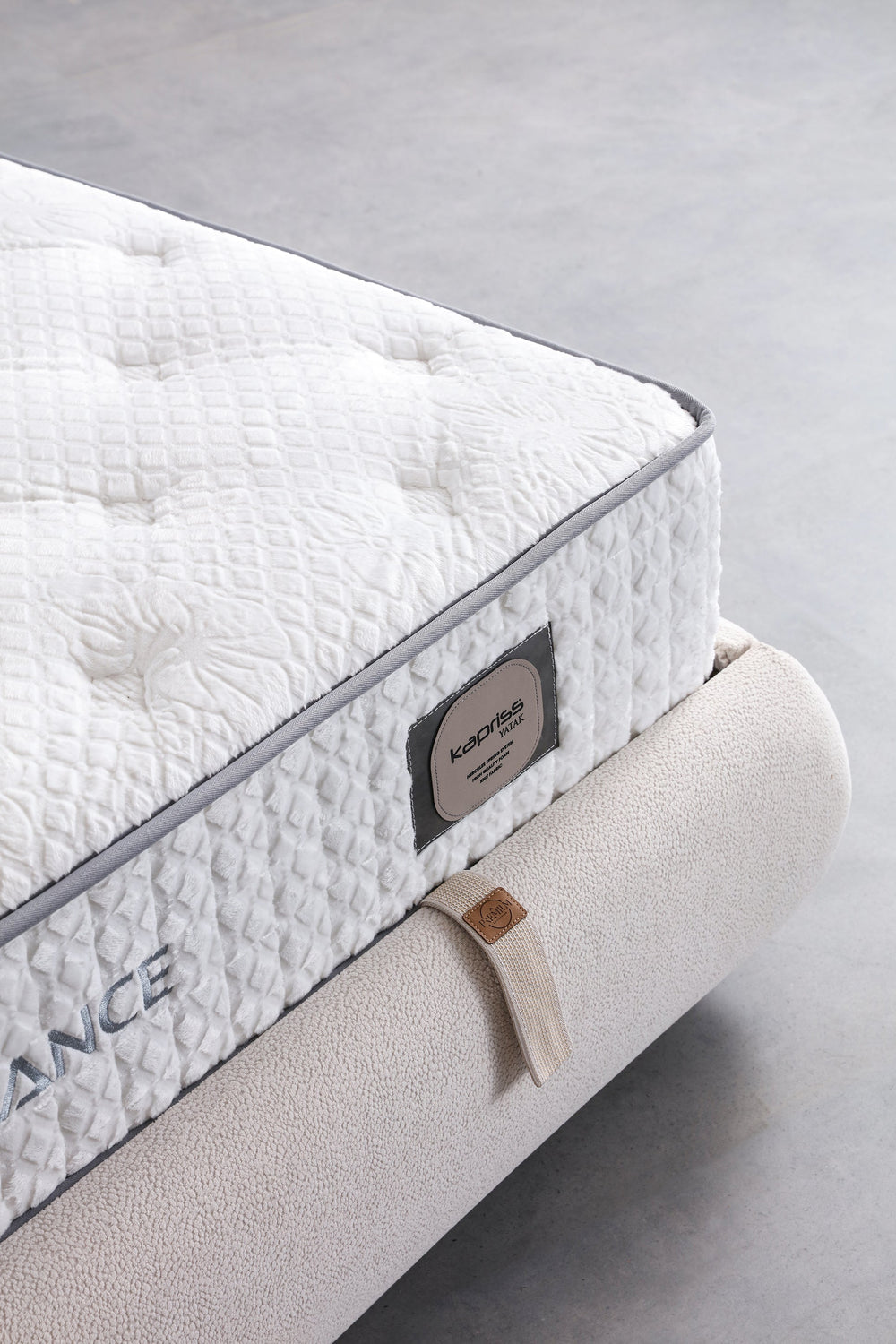 Elegance Mattress by Netline Interiors