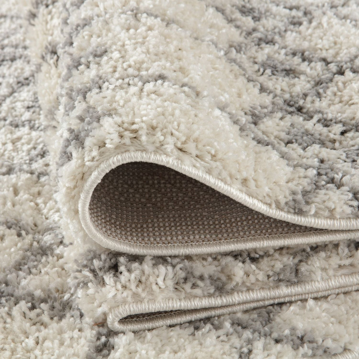 Moroccan Ivory Grey Shaggy Rug – 1000