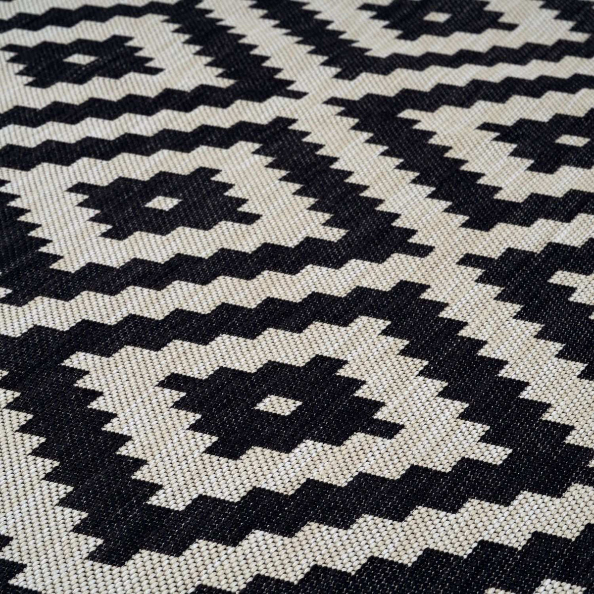Ecology Outdoor Rug Black – 100bl