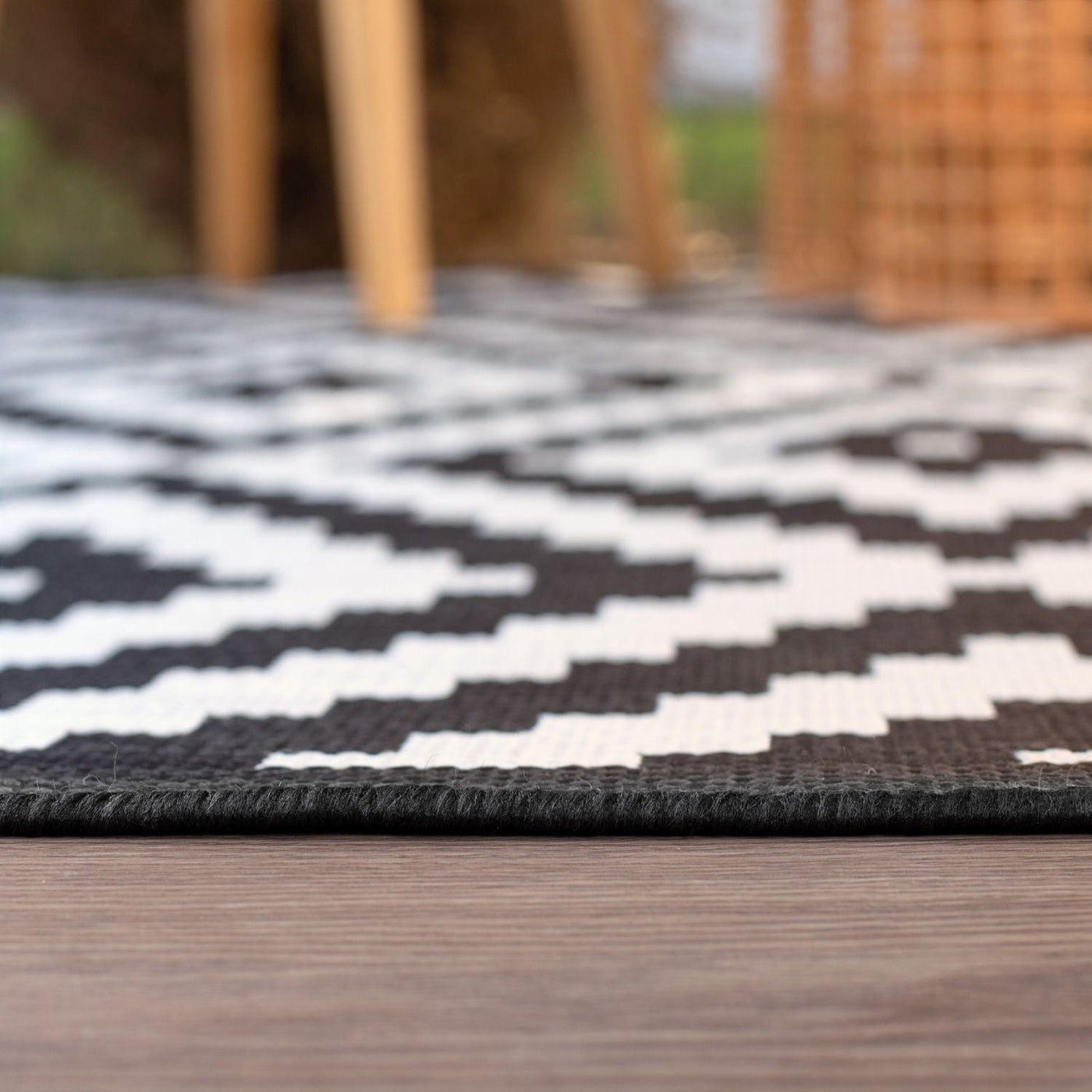 Ecology Outdoor Rug Black – 100bl