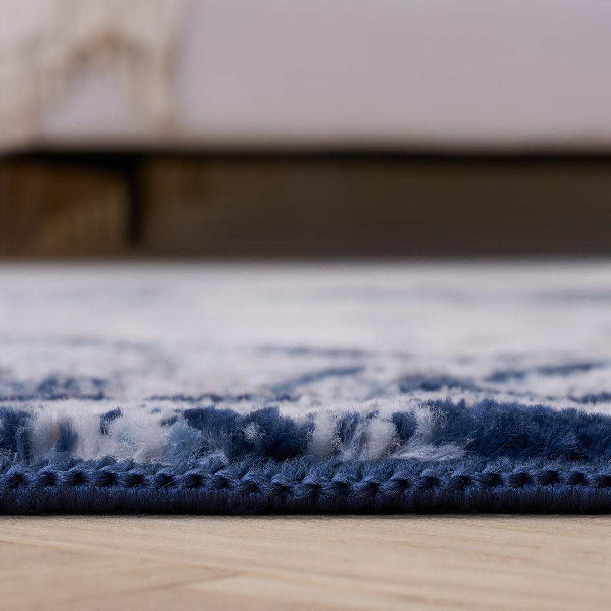Montana Vintage Navy Rugs – 4010
