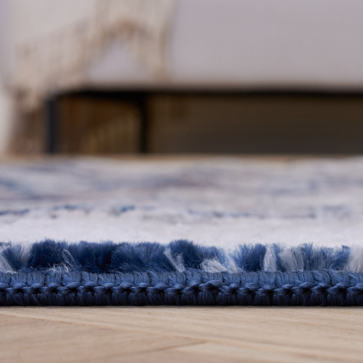 Montana Vintage Navy Rugs – 4020