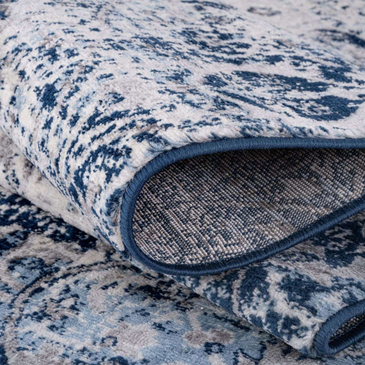 Montana Vintage Navy Rugs – 4030