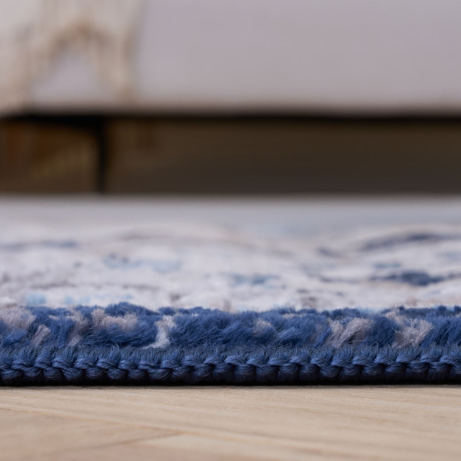 Montana Vintage Navy Rugs – 4040