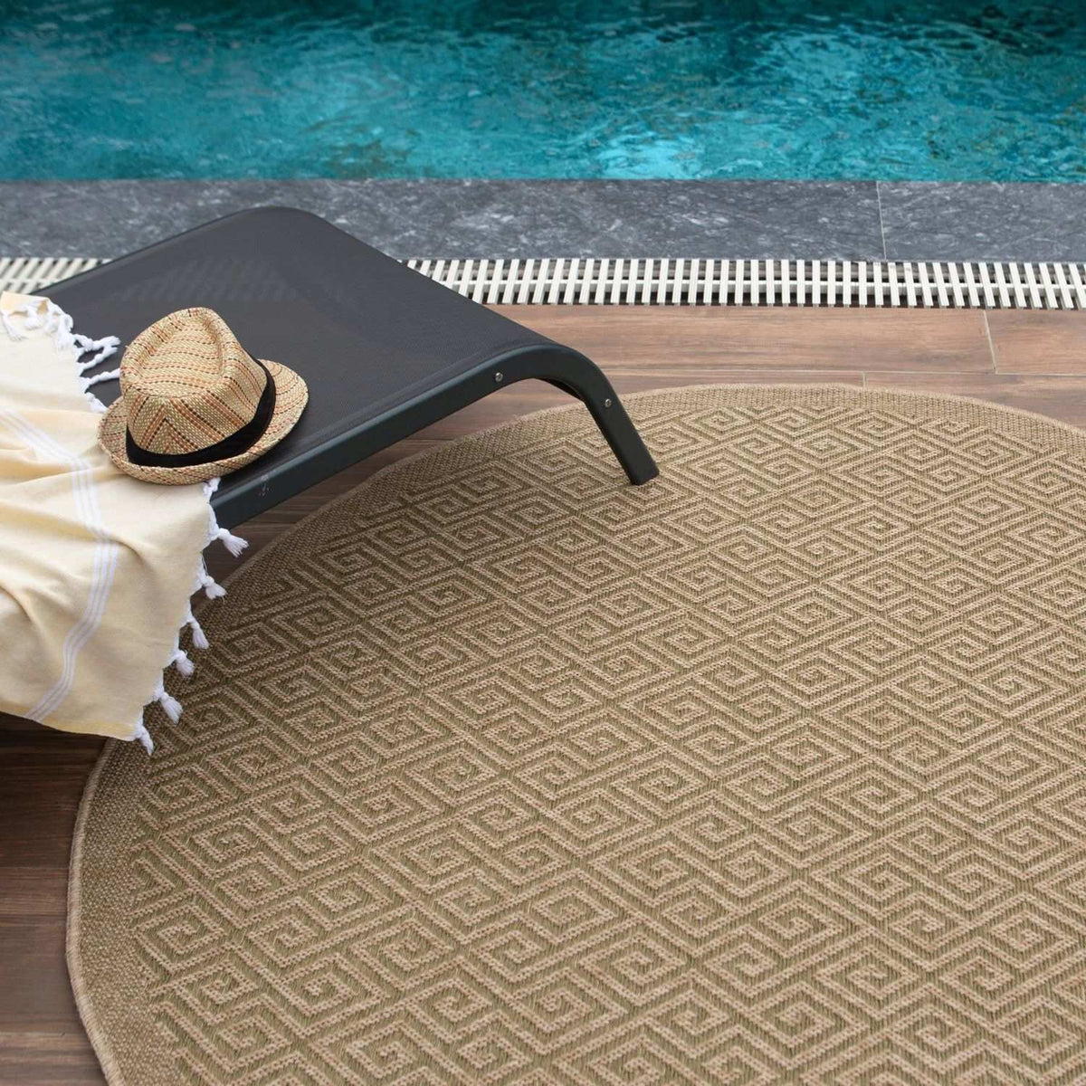 Nature Outdoor Rug Green – 5100G