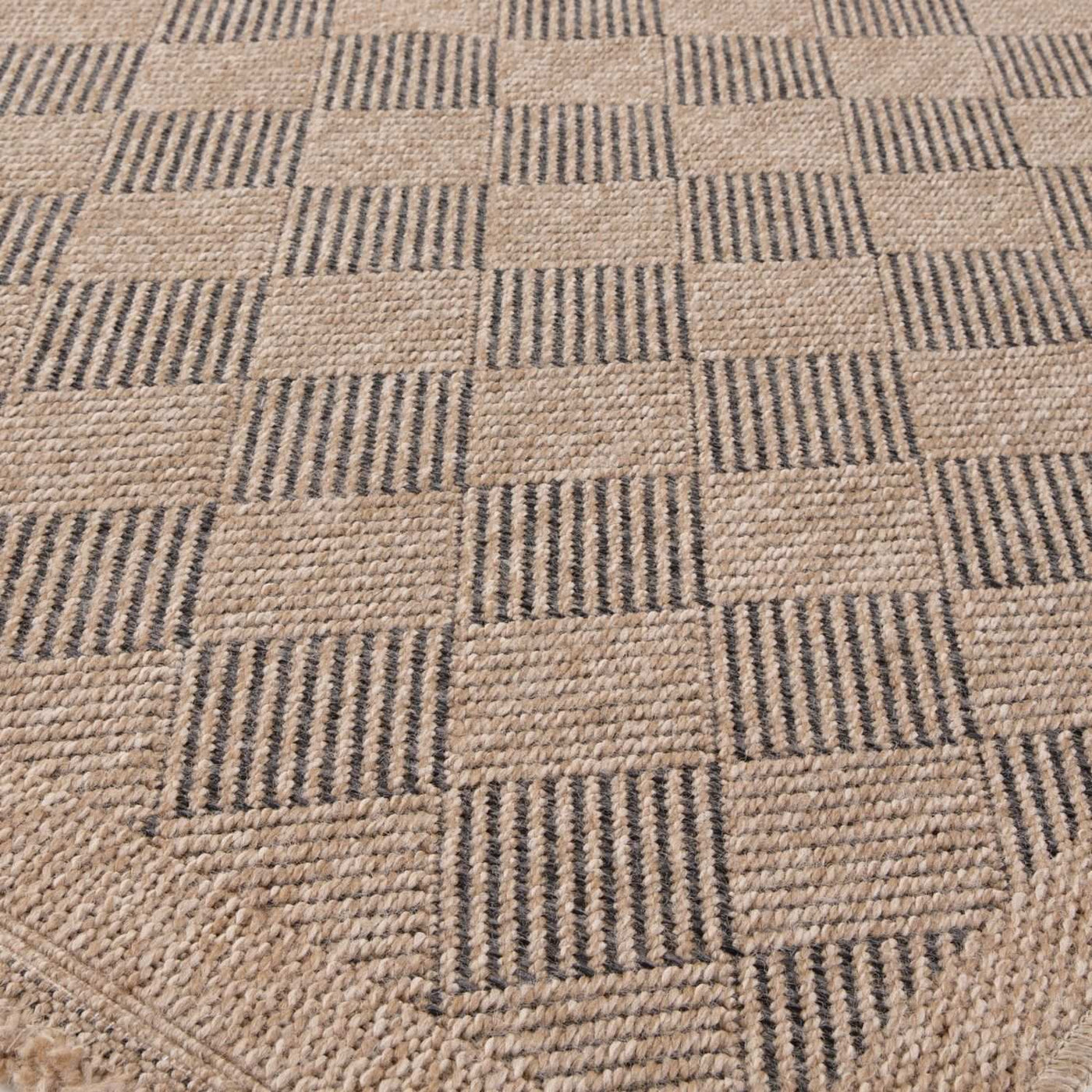 Nature Outdoor Rug Dark Grey – 5300DG