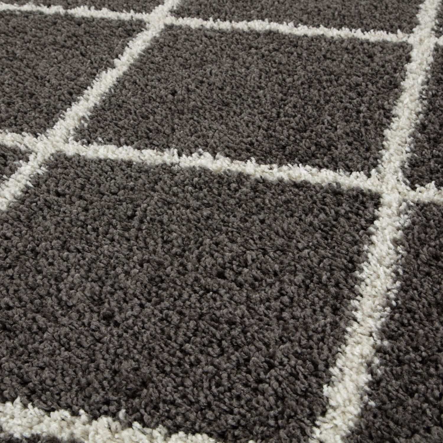 Moroccan Dark Grey Shaggy Rug – 540