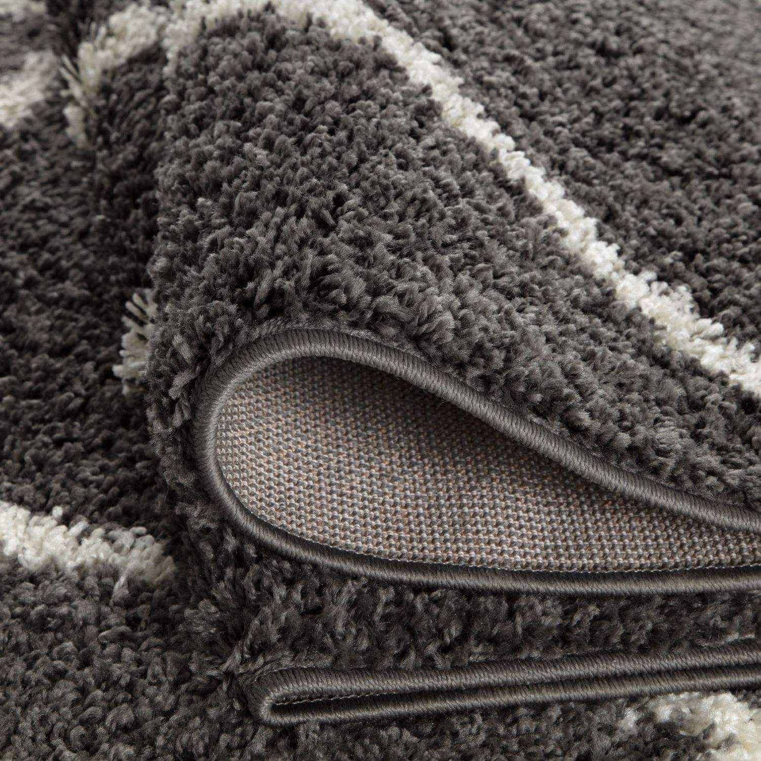 Moroccan Dark Grey Shaggy Rug – 540