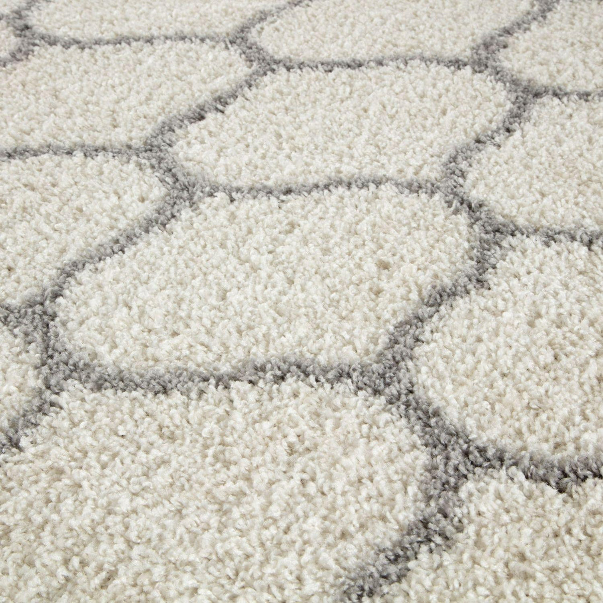 Moroccan Ivory Shaggy Rug – 600