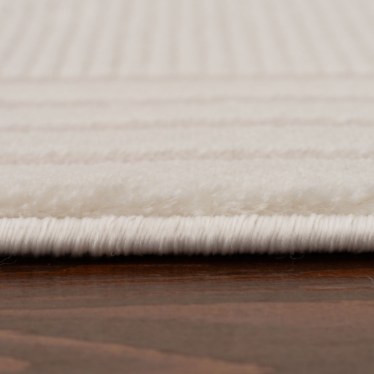 Carmel Cream Bordered Rug – 6060