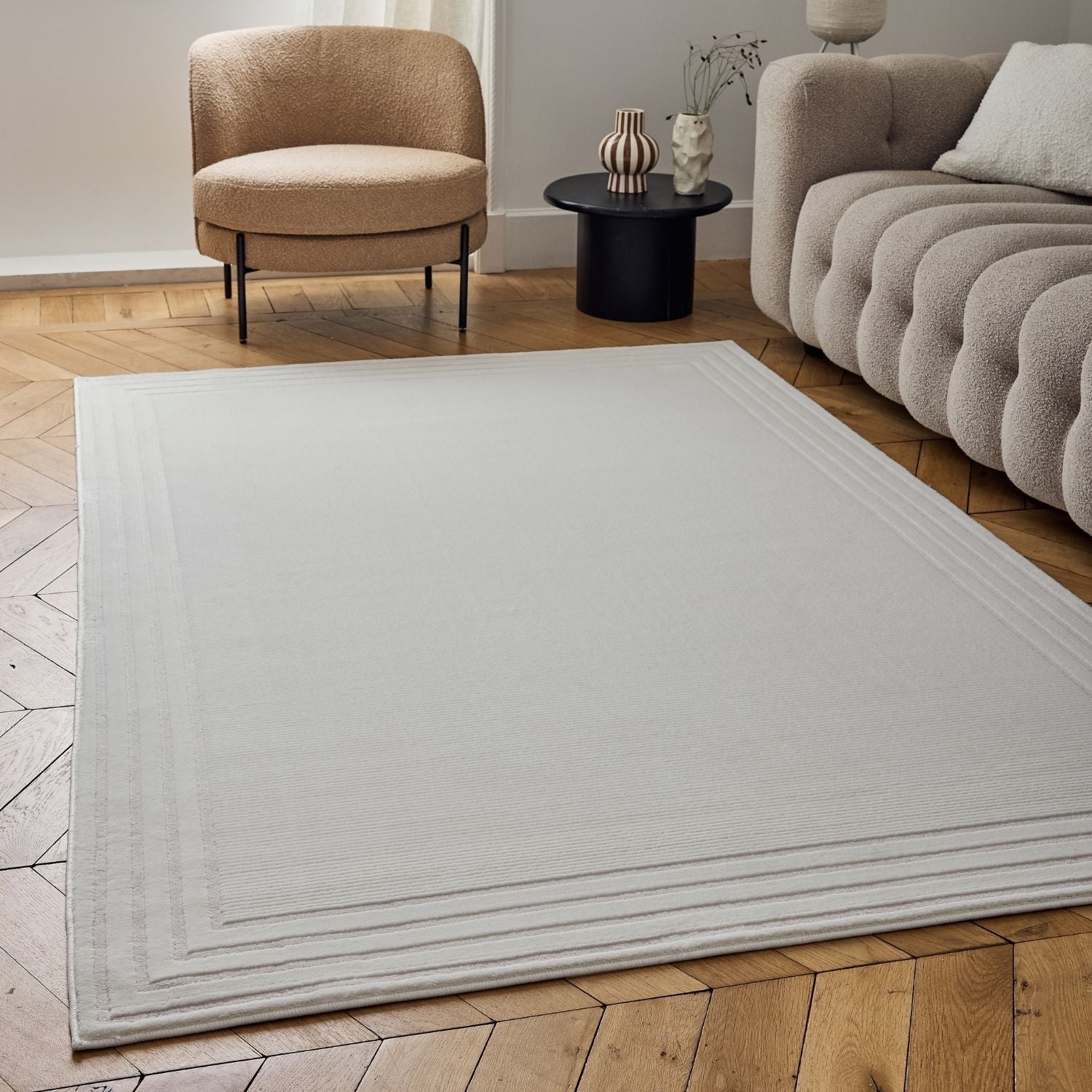Carmel Cream Bordered Rug – 6060