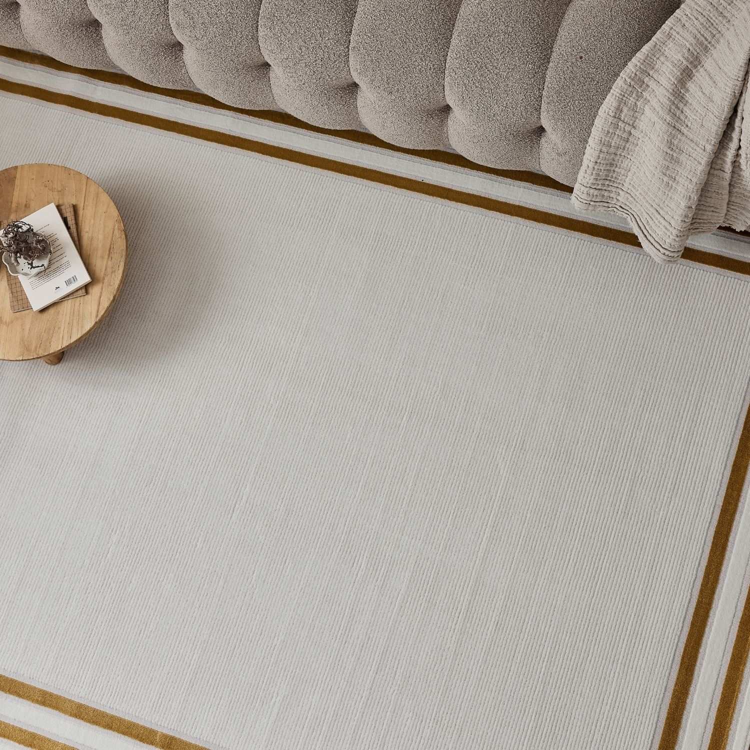 Carmel Cream-Gold Bordered Rug – 6060