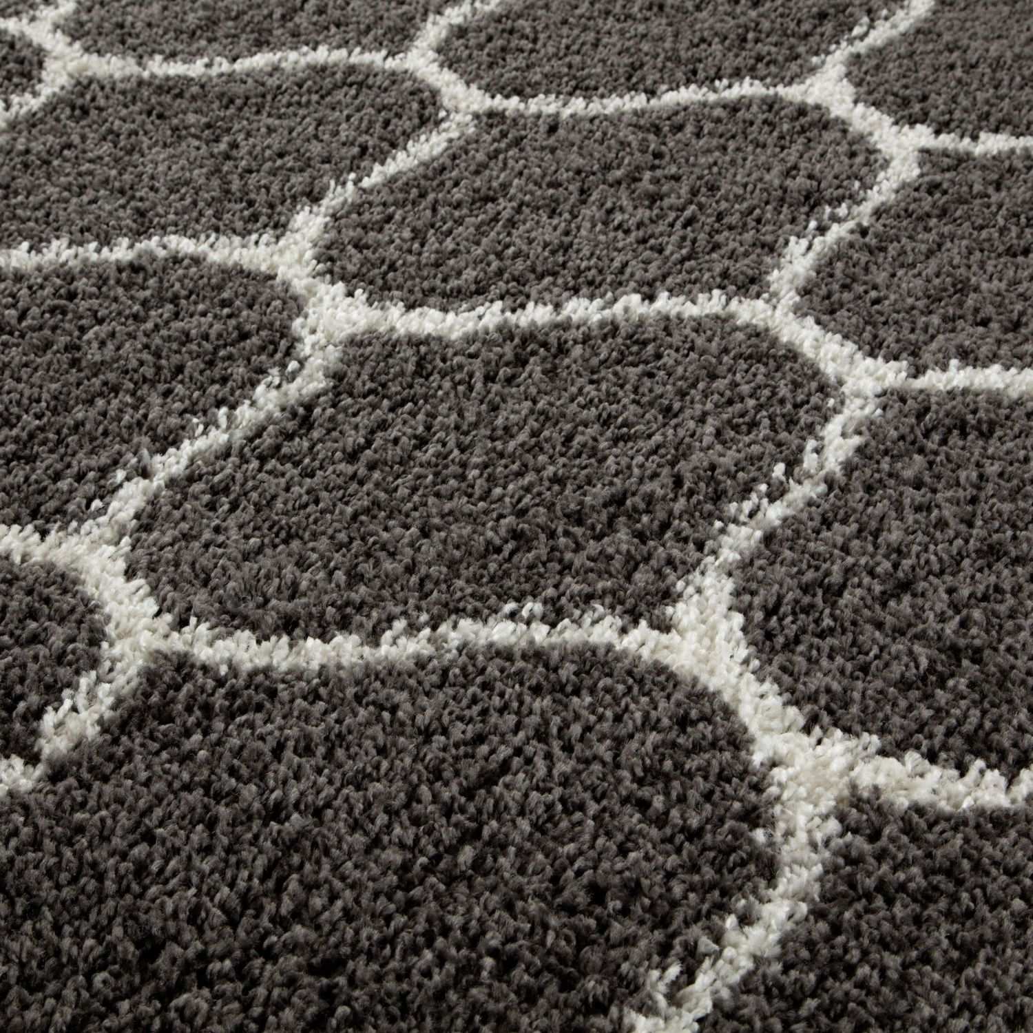 Moroccan Dark Grey Shaggy Rug – 640