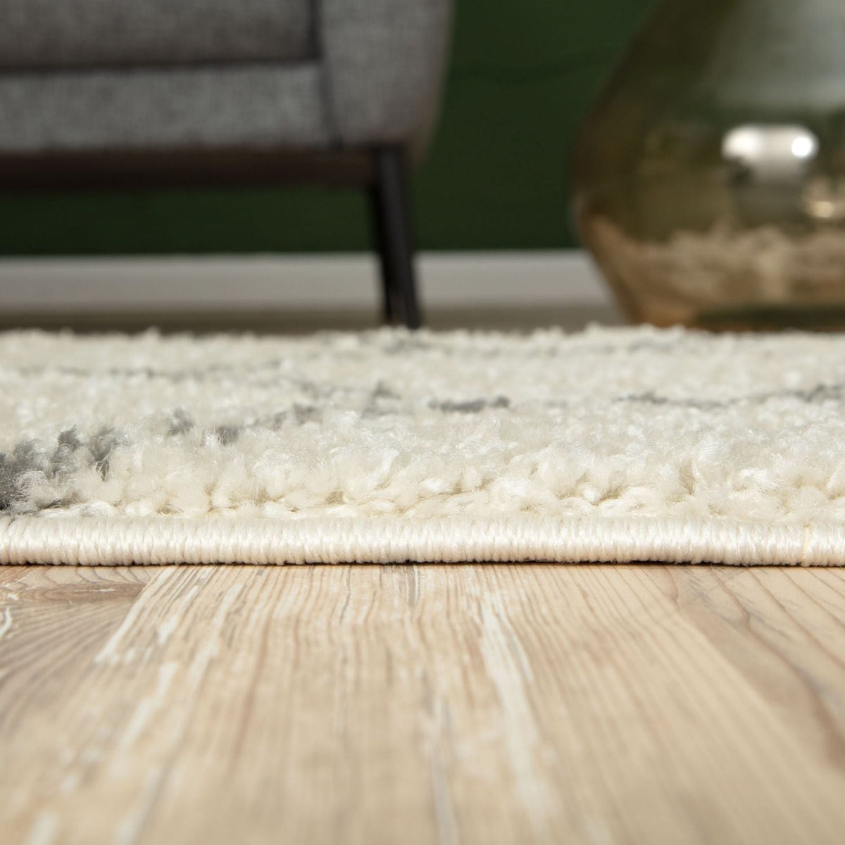 Moroccan Ivory Shaggy Rug – 700
