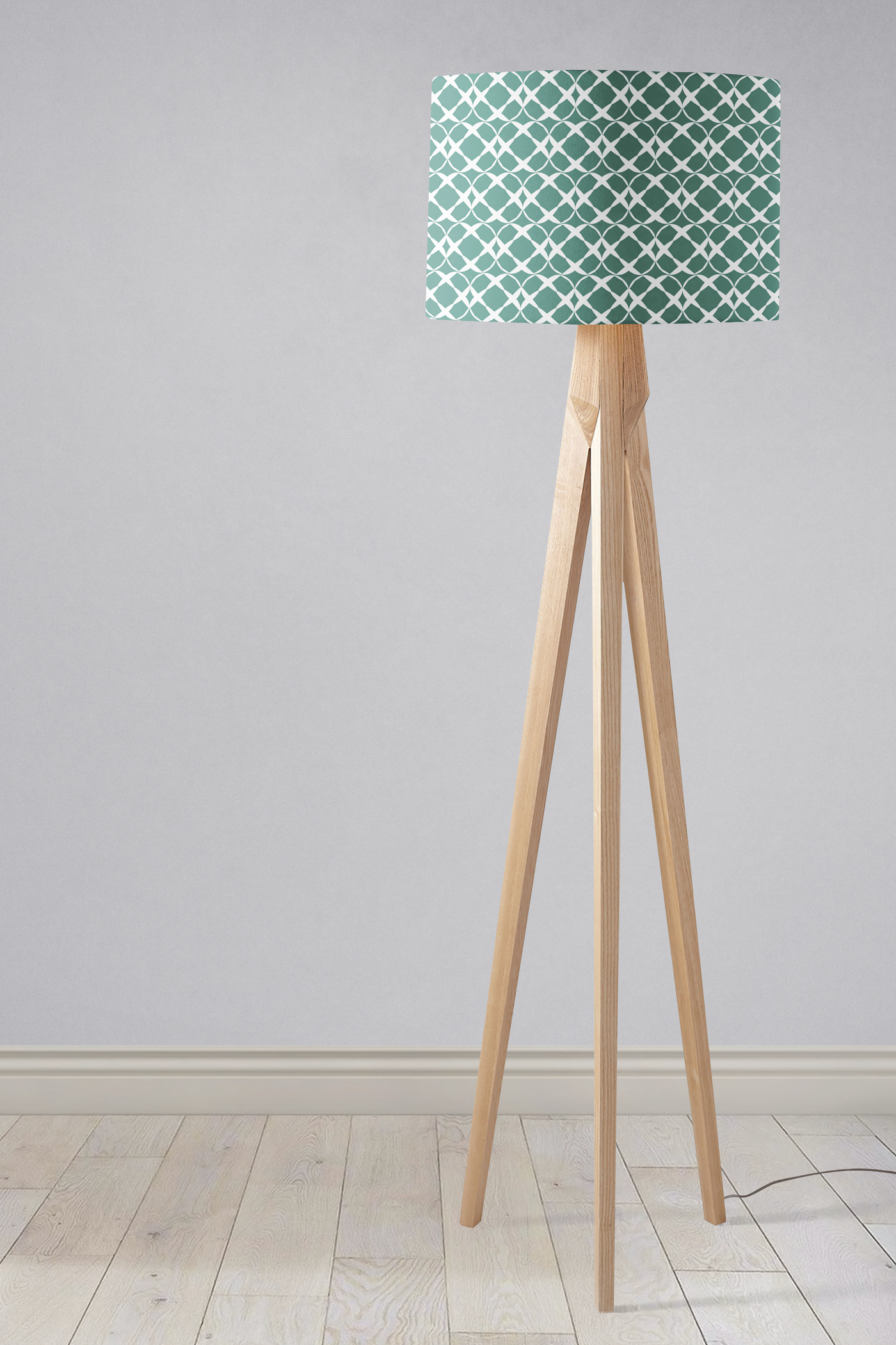Green Geometric Lampshade ā Ceiling & Table Compatible