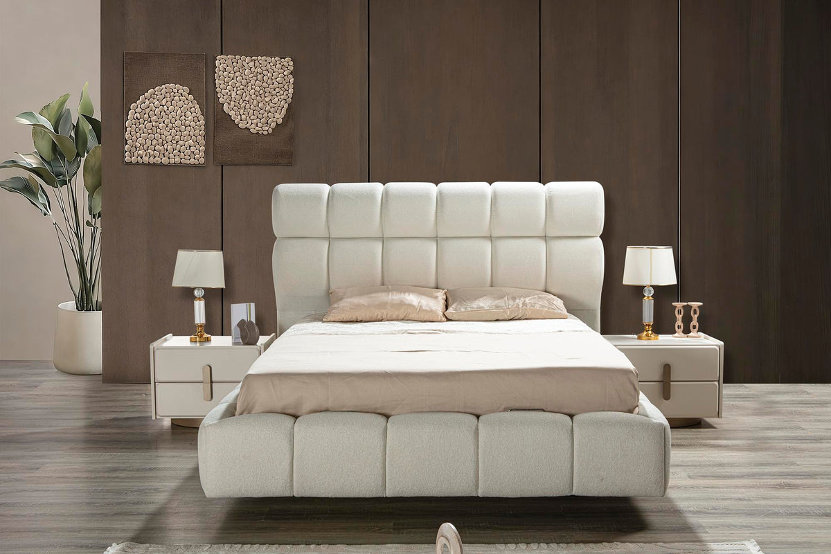 Mona Bedroom (R) by Netline Interiors