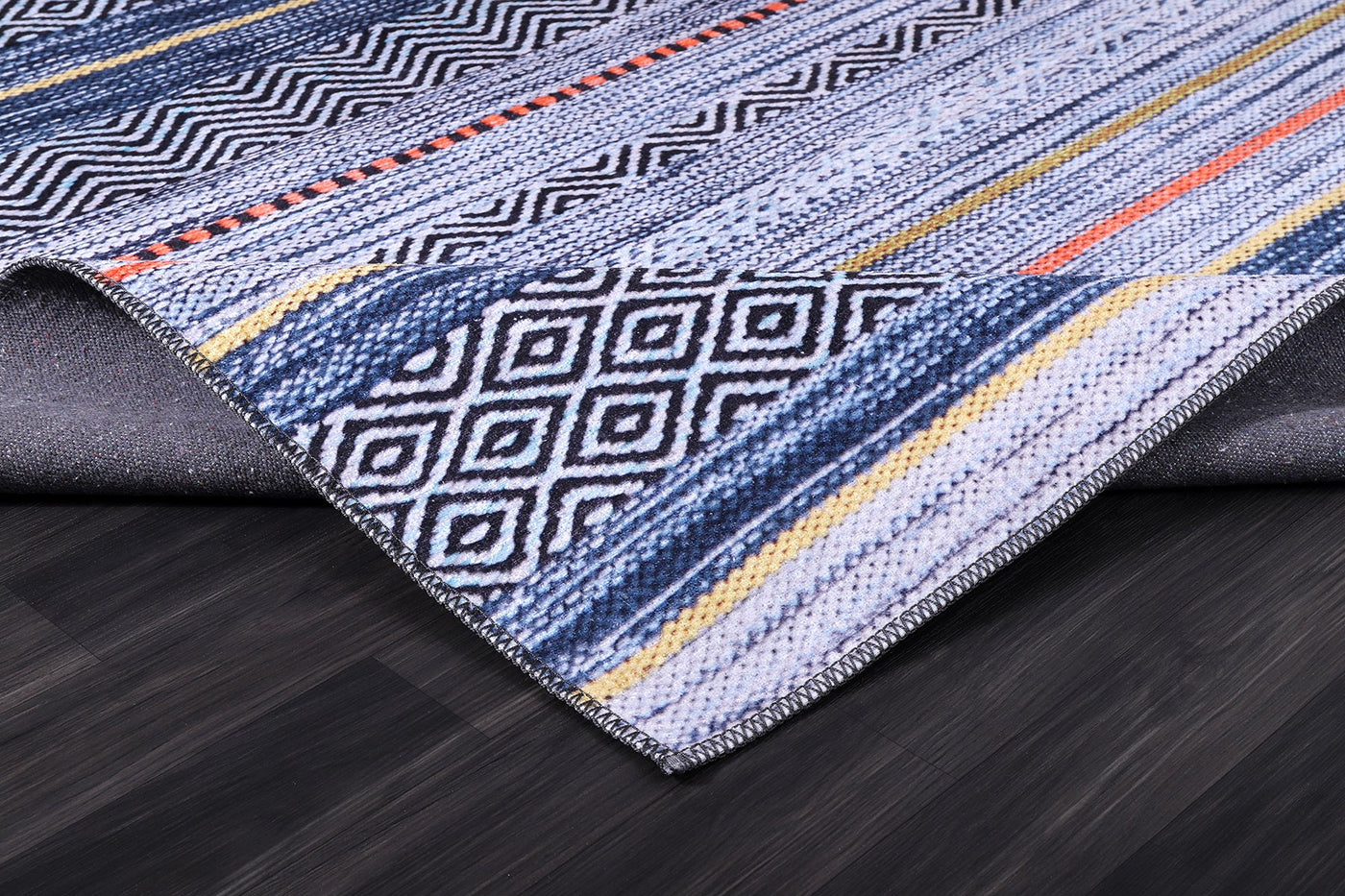 RW2273 washable chenille rug texture and pattern detail