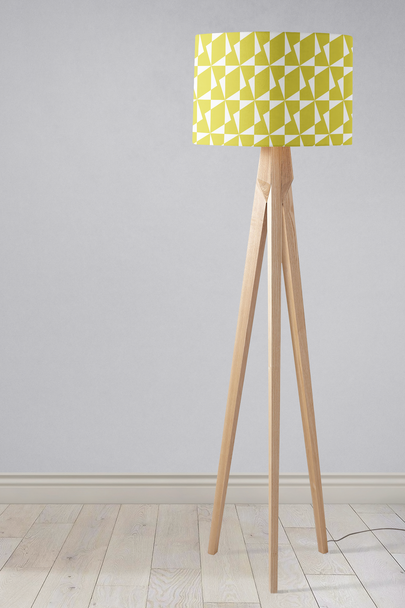 Yellow Retro Geometric Lampshade โ Ceiling & Table Compatible