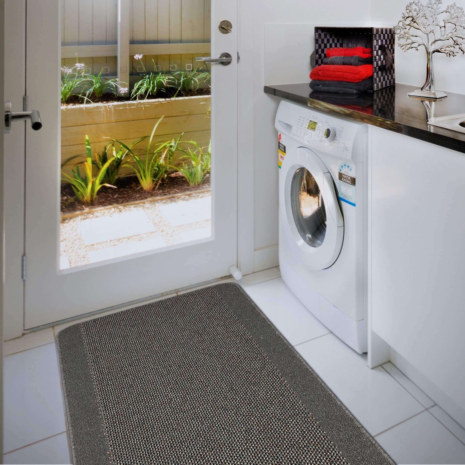 Washable Bordered Dark Grey Rug – 110D