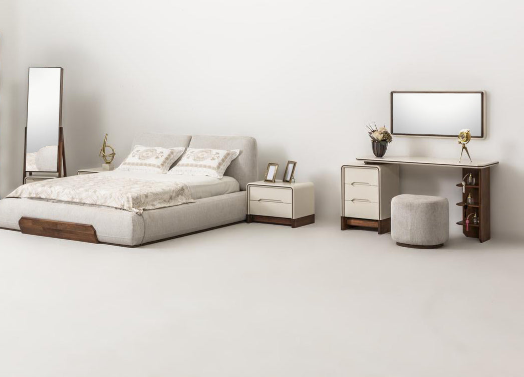 Cadillac Bedroom by Netline Interiors