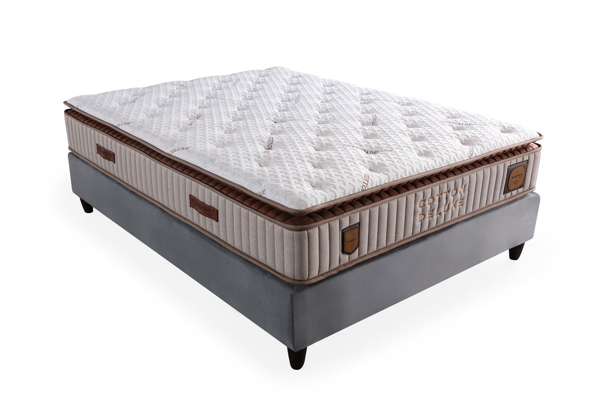 Cotton Deluxe Mattress by Netline Interiors