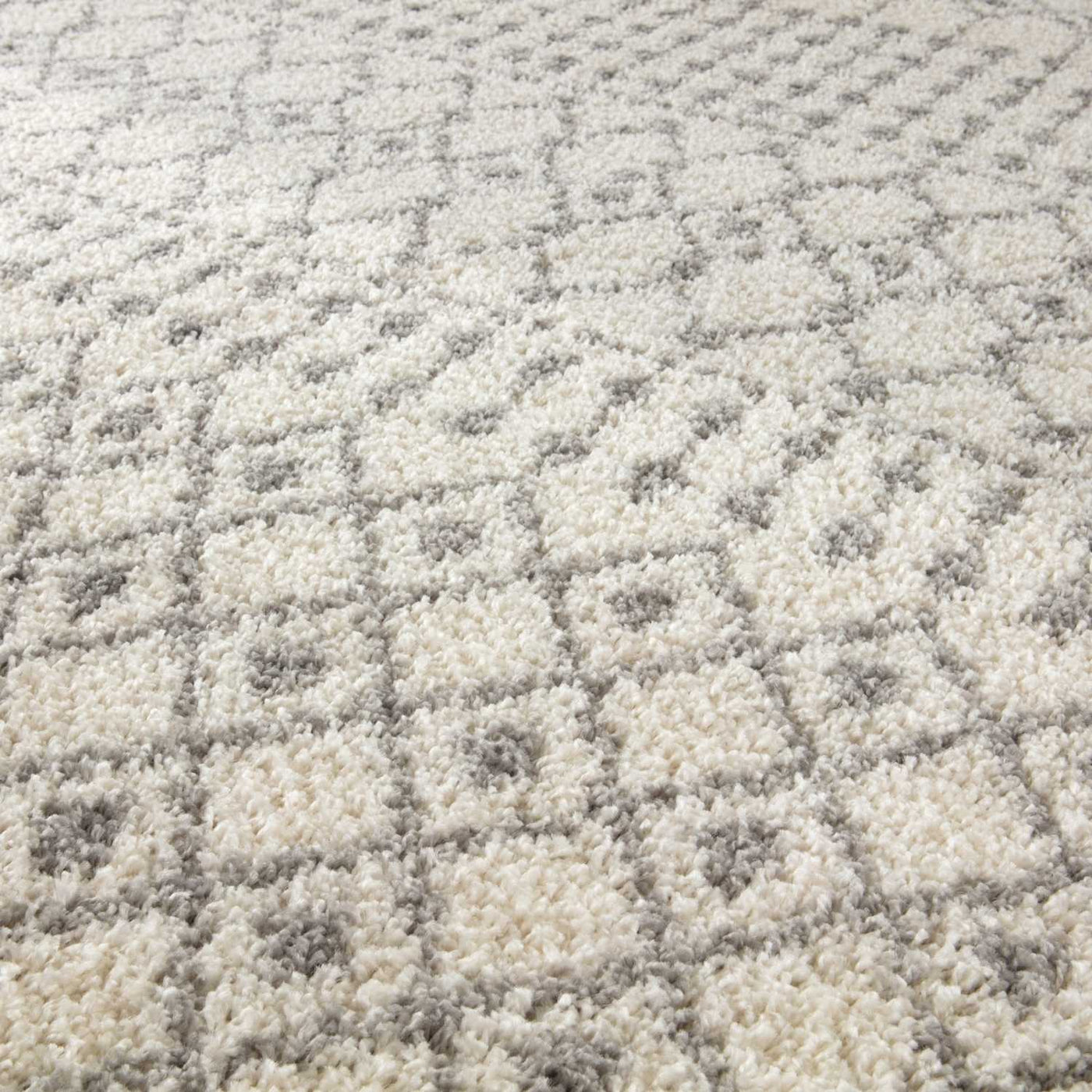 Moroccan Ivory Grey Shaggy Rug – 1000
