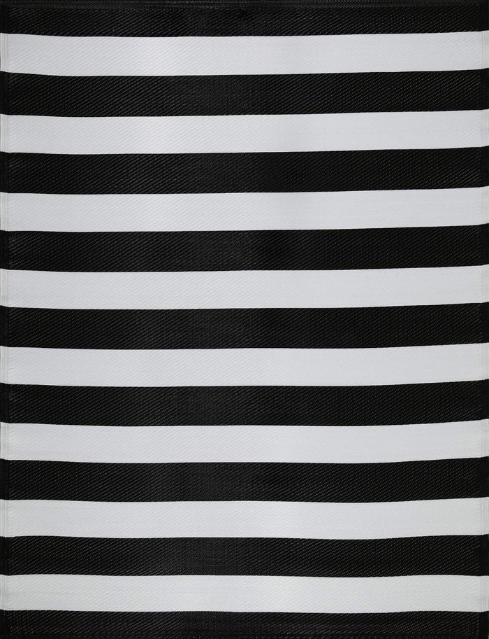 Rainbow Outdoor Rug Black & White – 1030 shown in an illustrative room