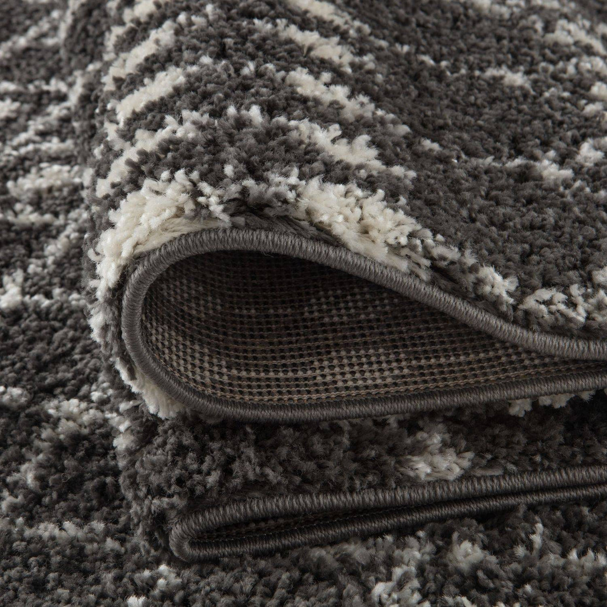 Moroccan Dark Grey Shaggy Rug – 1040