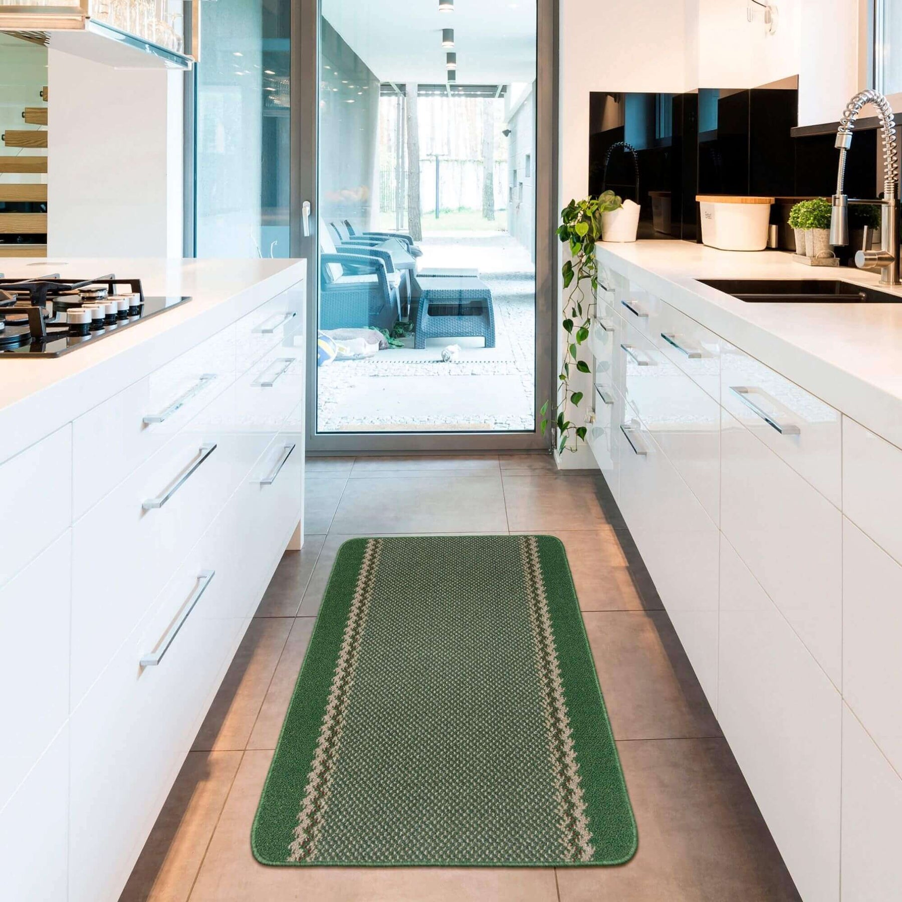 Washable Designer Bordered Green Rug – 116Gr