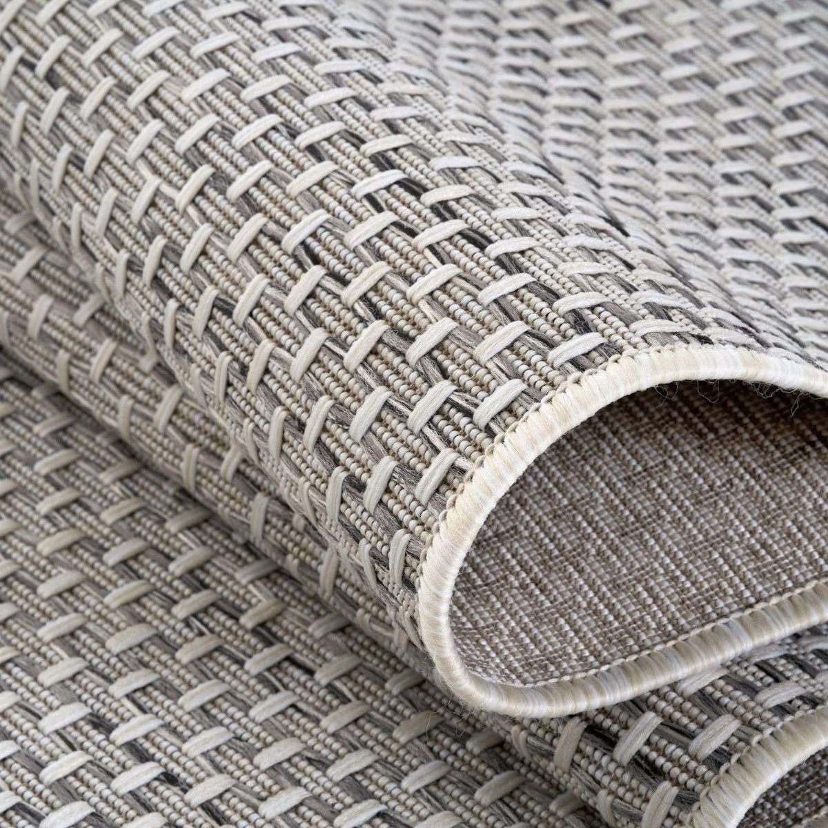 Magic Outdoor Rug Cream – 3610