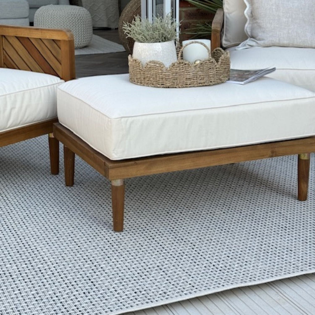 Magic Outdoor Rug Cream – 3610