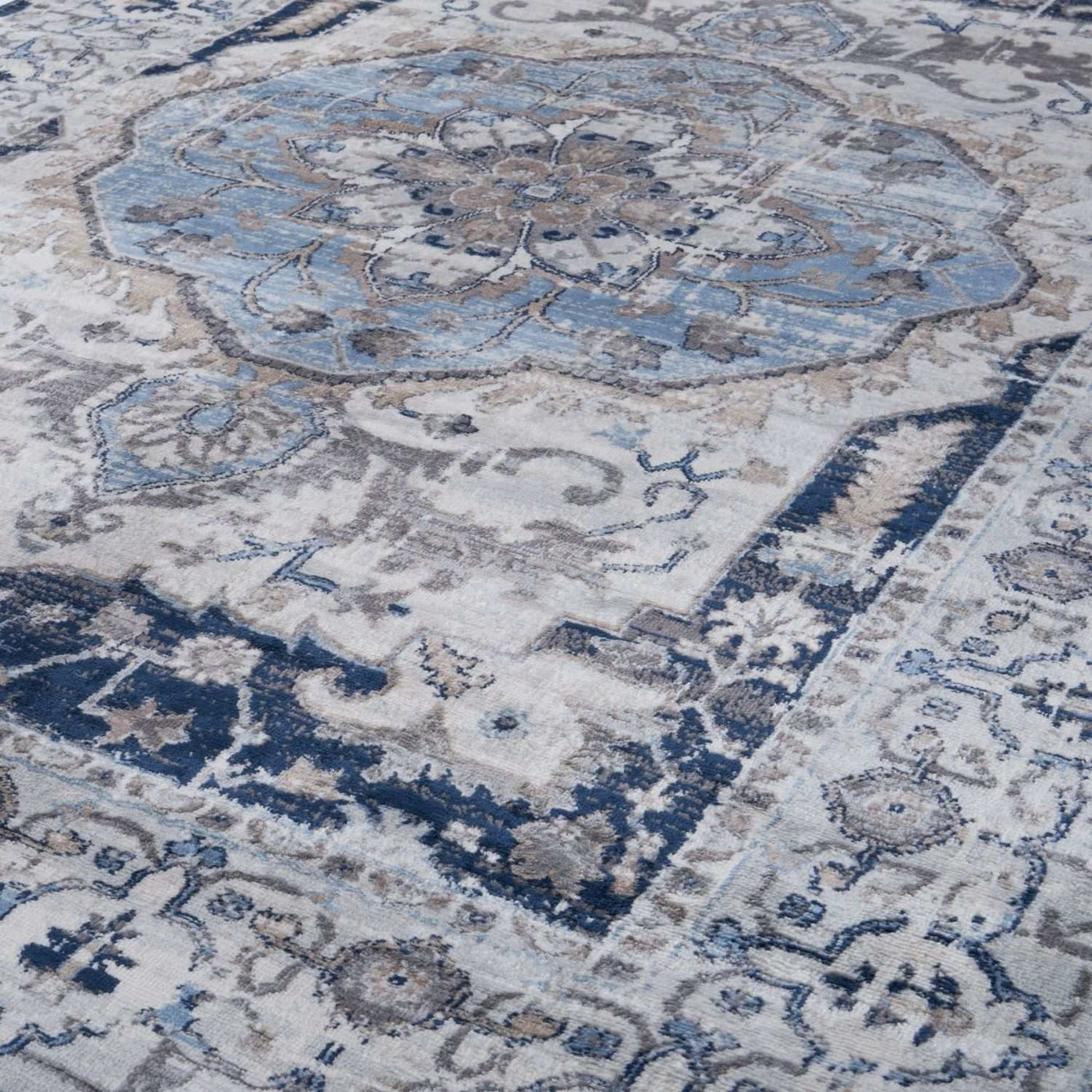 Montana Vintage Navy Rugs – 4040