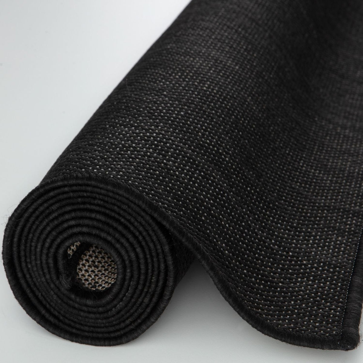 Ecology Outdoor Rug Black – 500B
