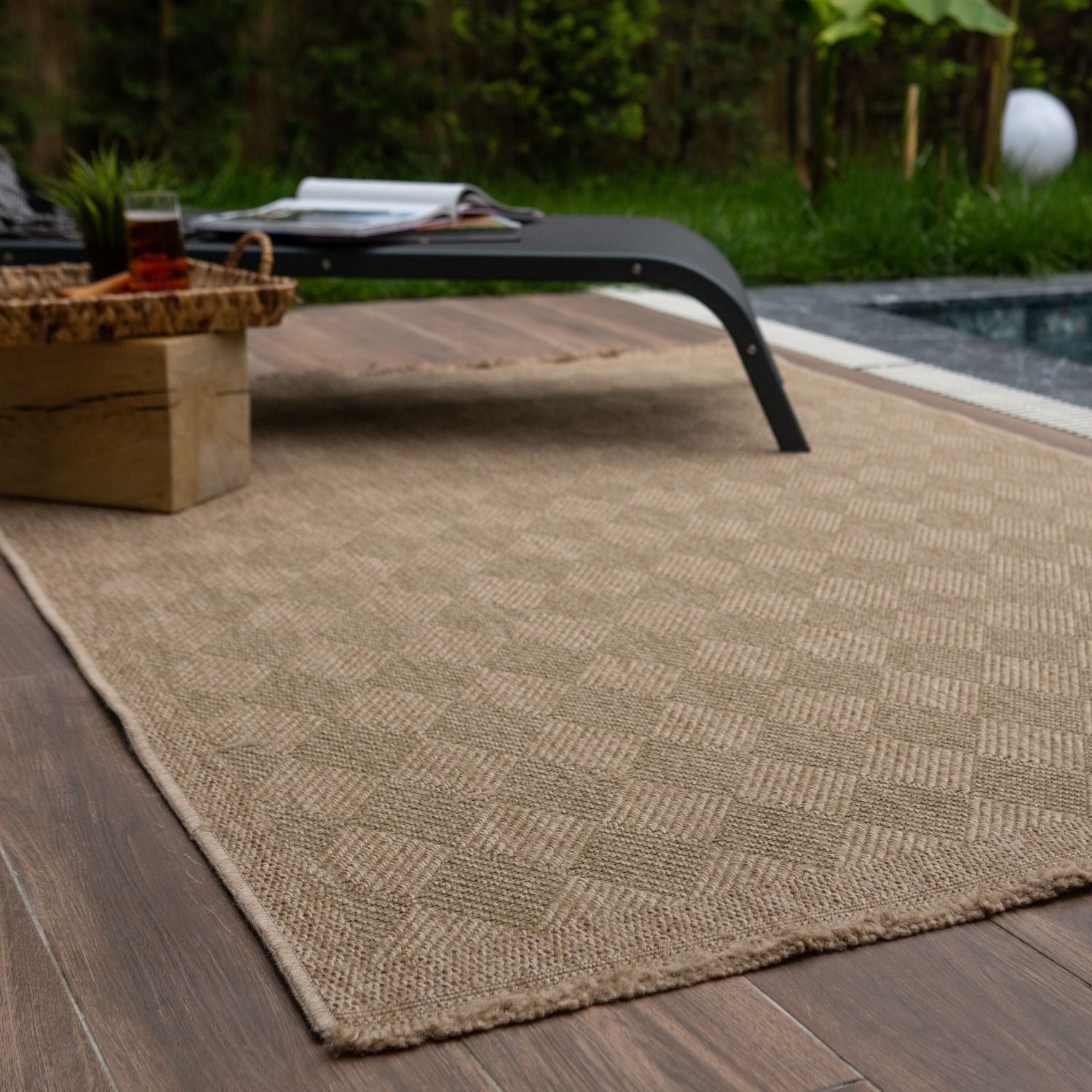 Nature Outdoor Rug Green – 5300G