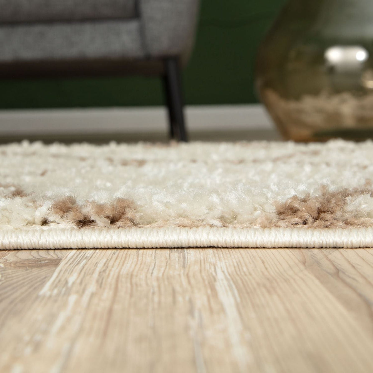 Moroccan Ivory Shaggy Rug – 530