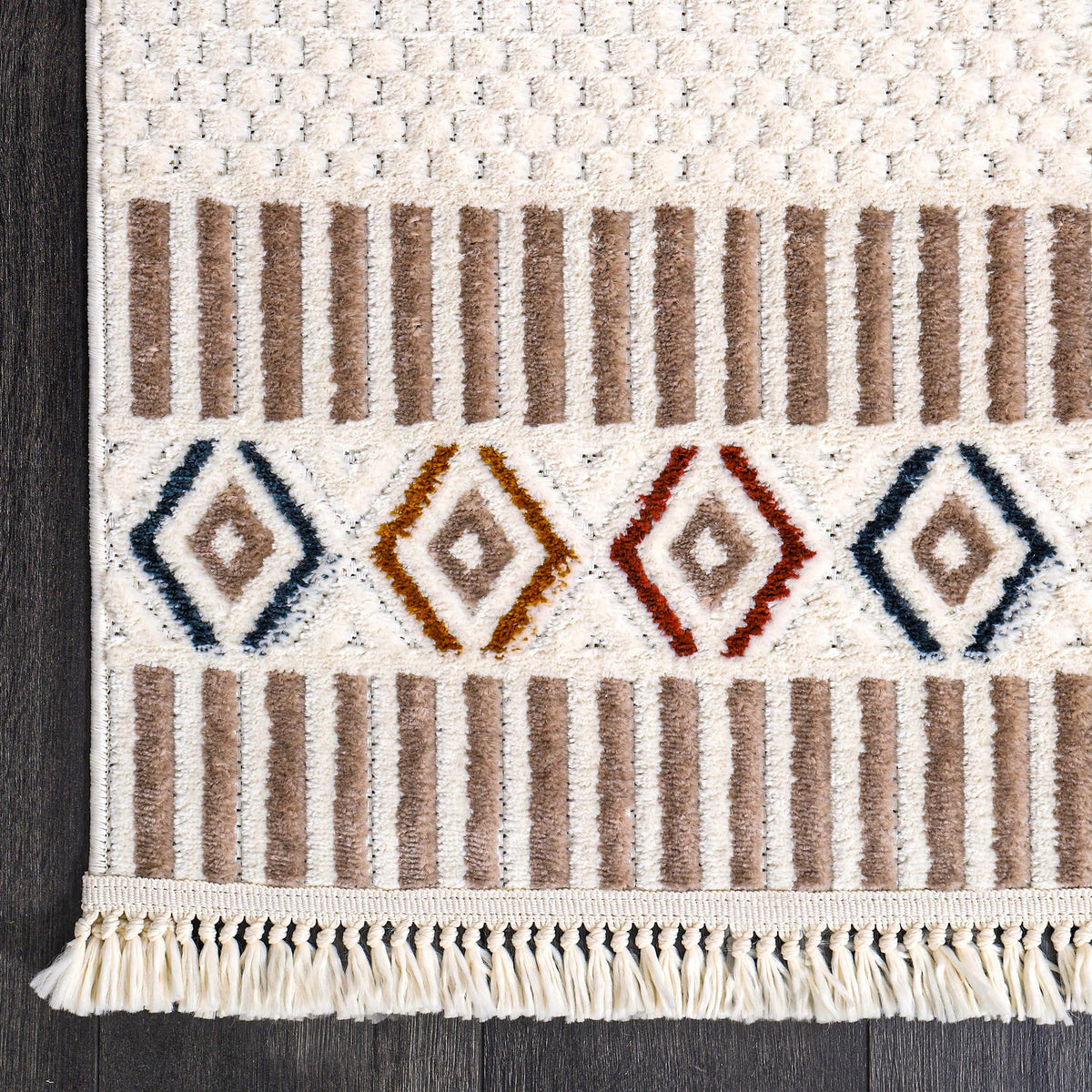 Soft, durable Netline Home bohemian-style area rug with low pile, perfect for living rooms, bedrooms, hallways, and high-traffic areas.