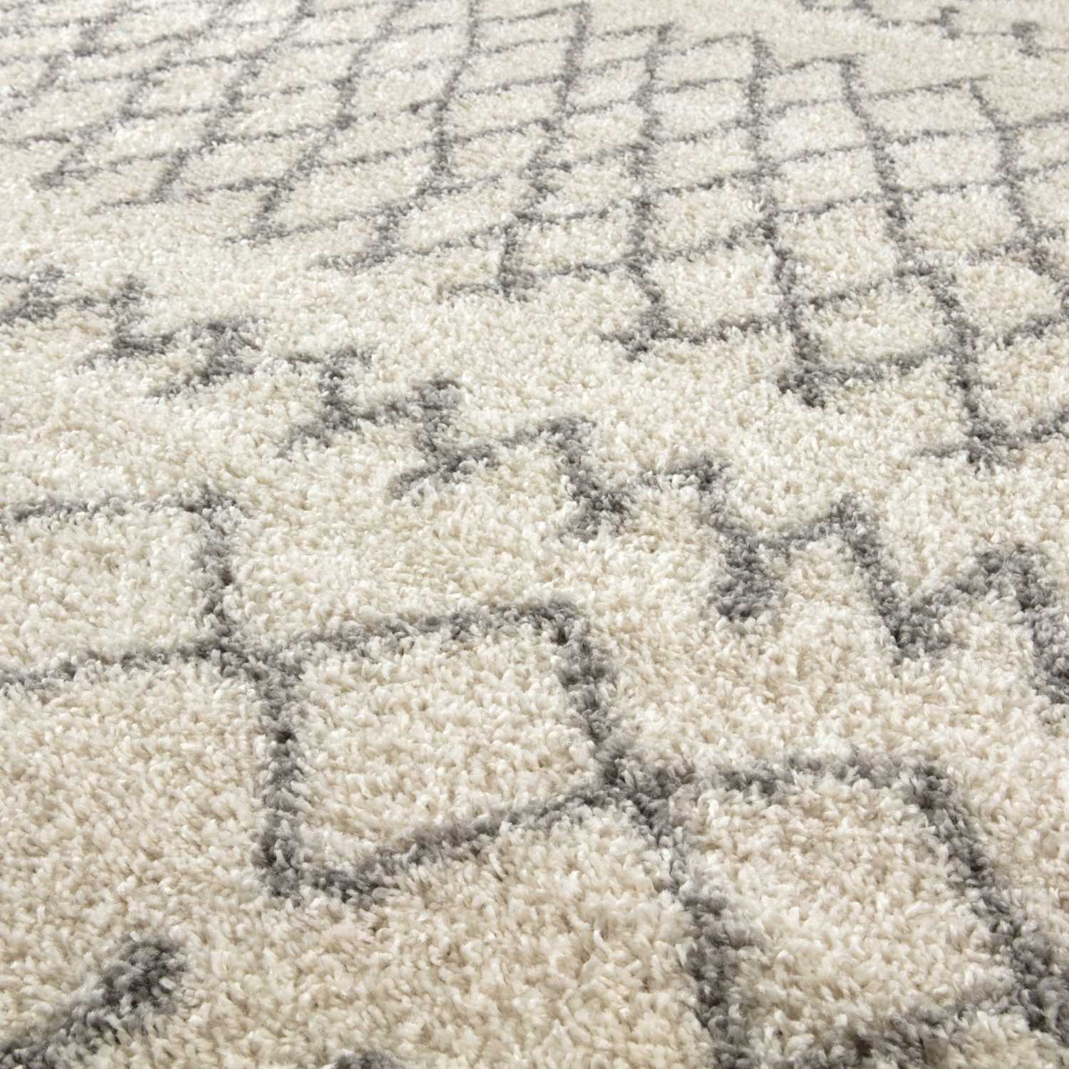 Moroccan Ivory Grey Shaggy Rug – 900