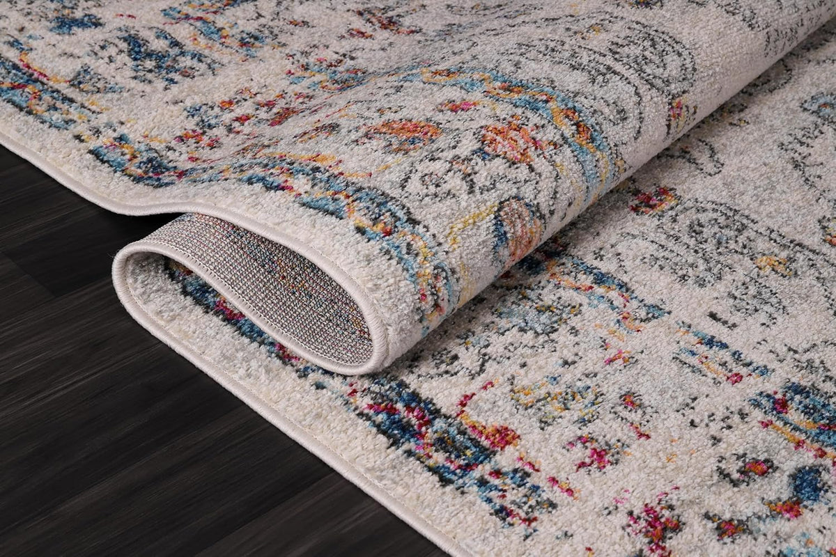 Netline Home vintage beige runner rug with distressed medallion design, soft and durable Wilton woven carpet for living room or hallway.