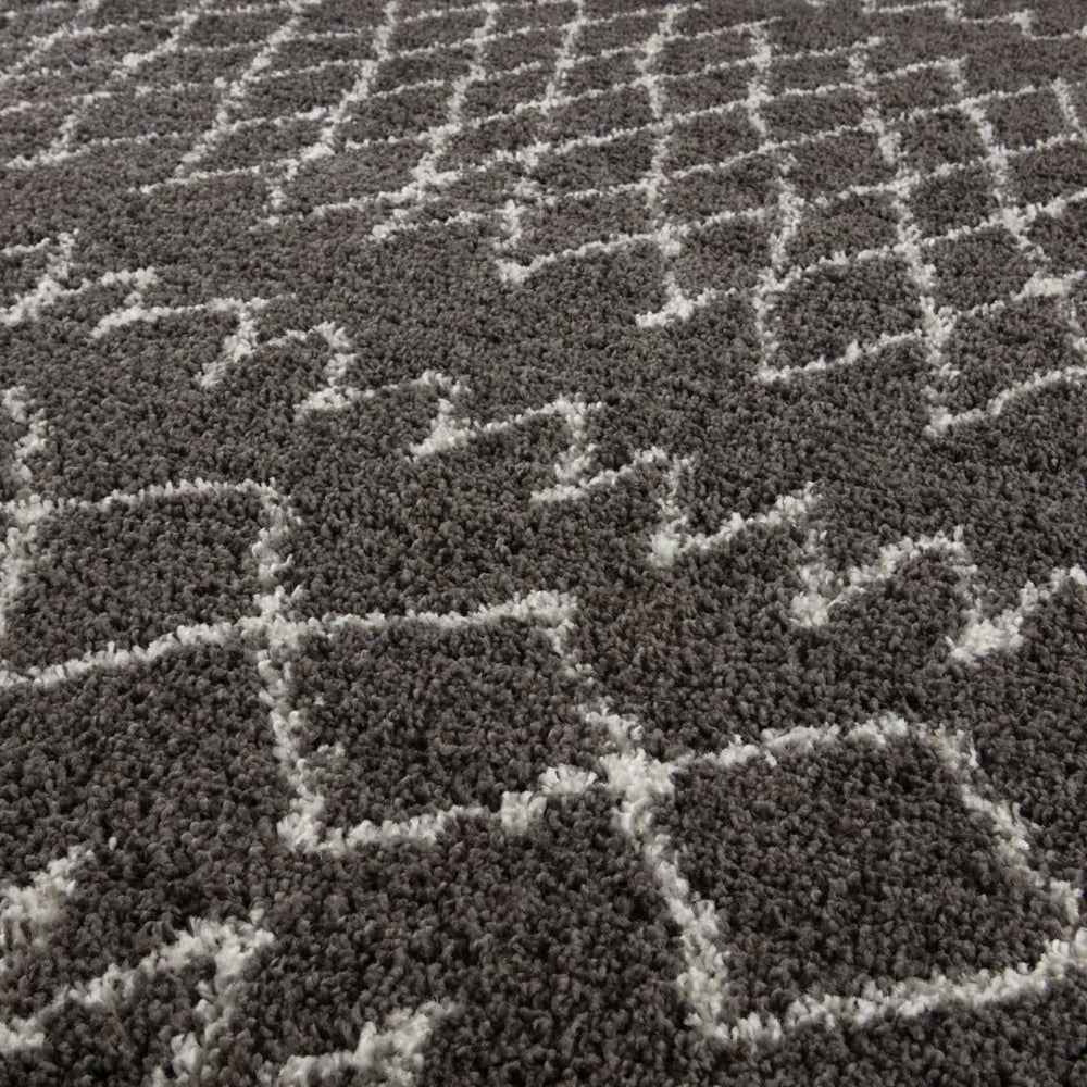 Moroccan Dark Grey Shaggy Rug – 940