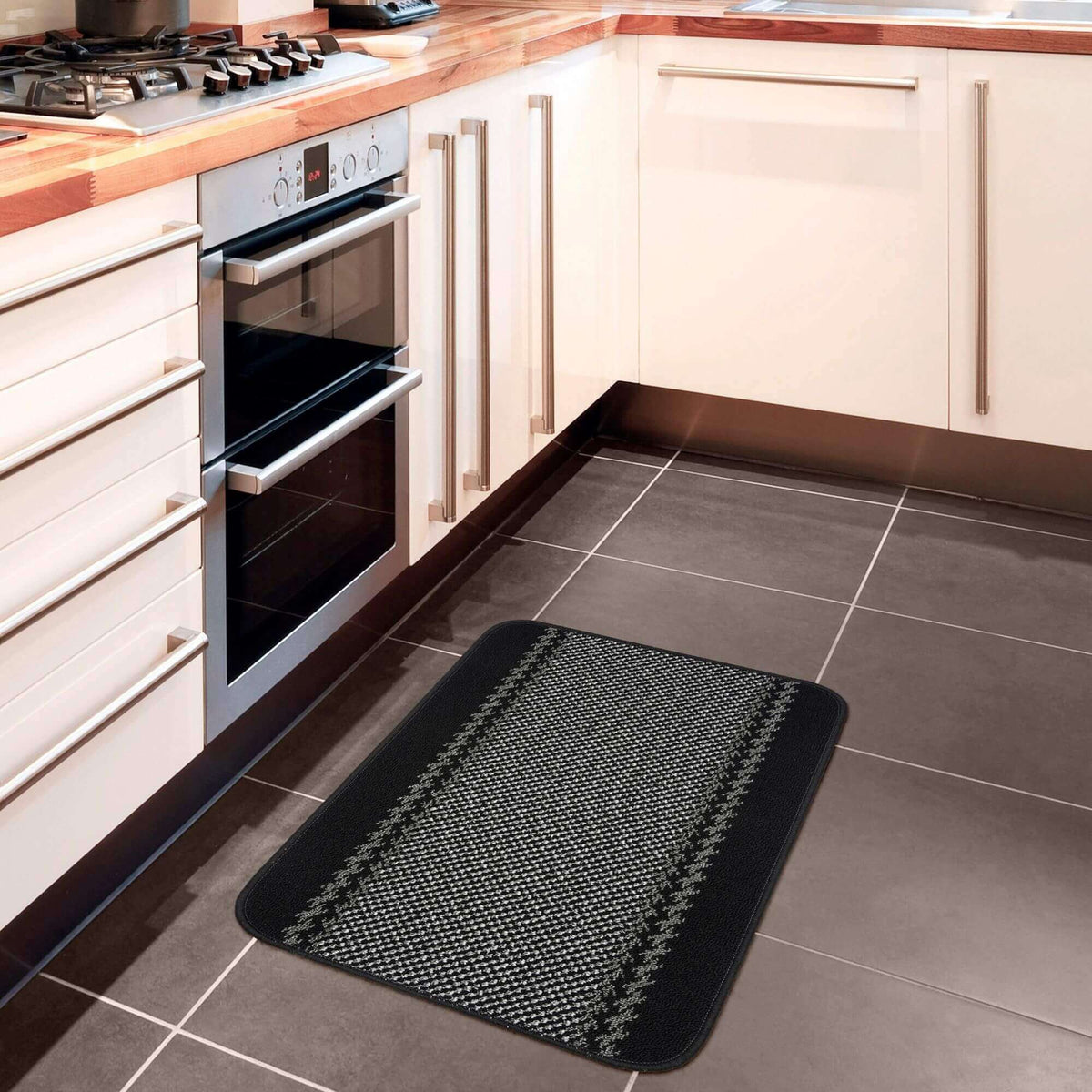 Washable Bordered Black Rug – 116Bl