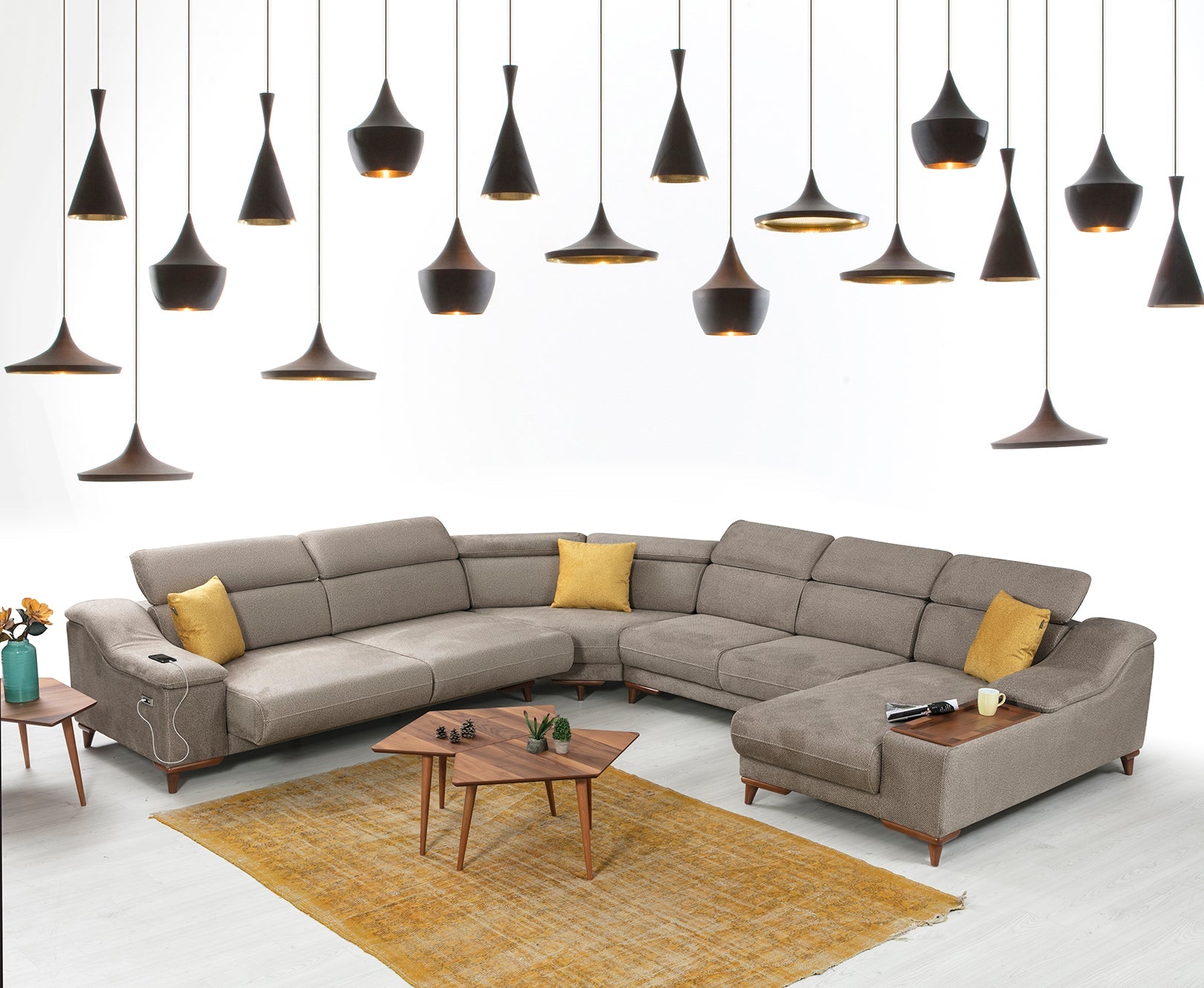 Mustang U Corner Sofa (S) by Netline Interiors