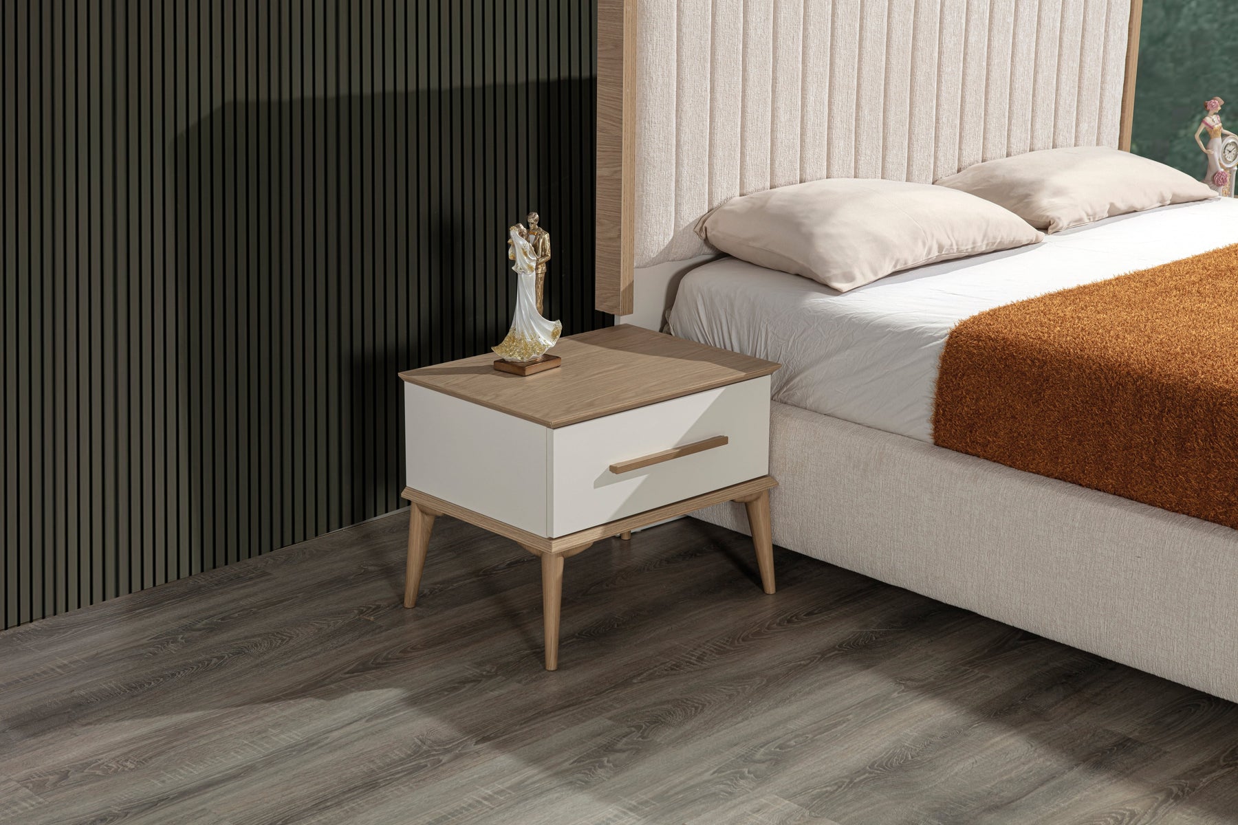 Zambak Bedroom (R) by Netline Interiors