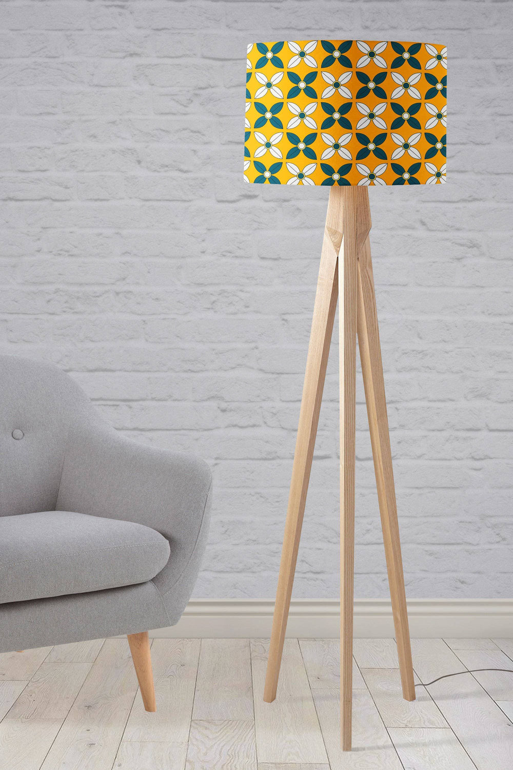 Yellow Lampshade with a Retro Blue and White Design – Ceiling & Table Compatible