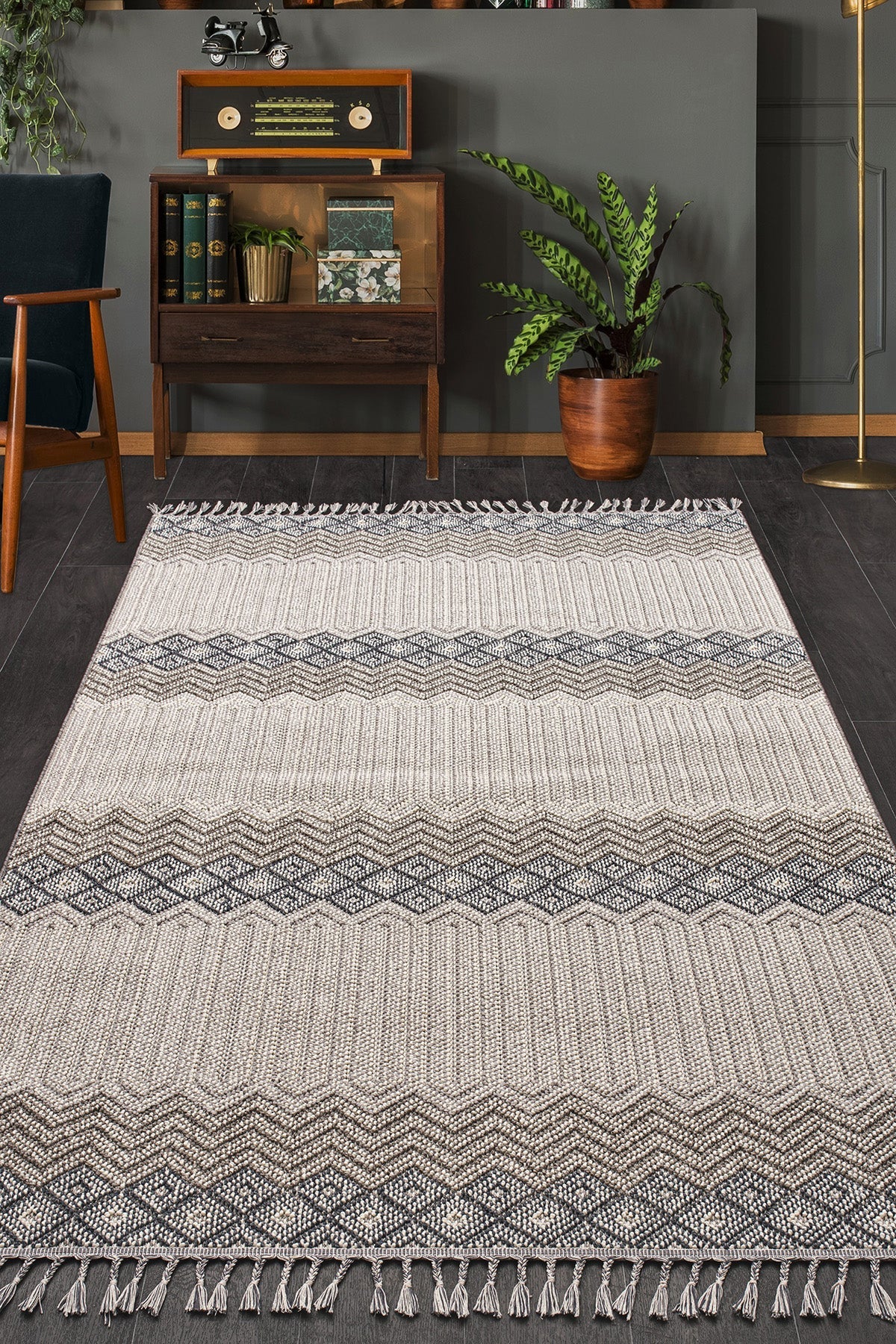 Beige Netline Home Natura 9965 washable area rug with soft, durable polypropylene for living rooms, bedrooms, or entryways.