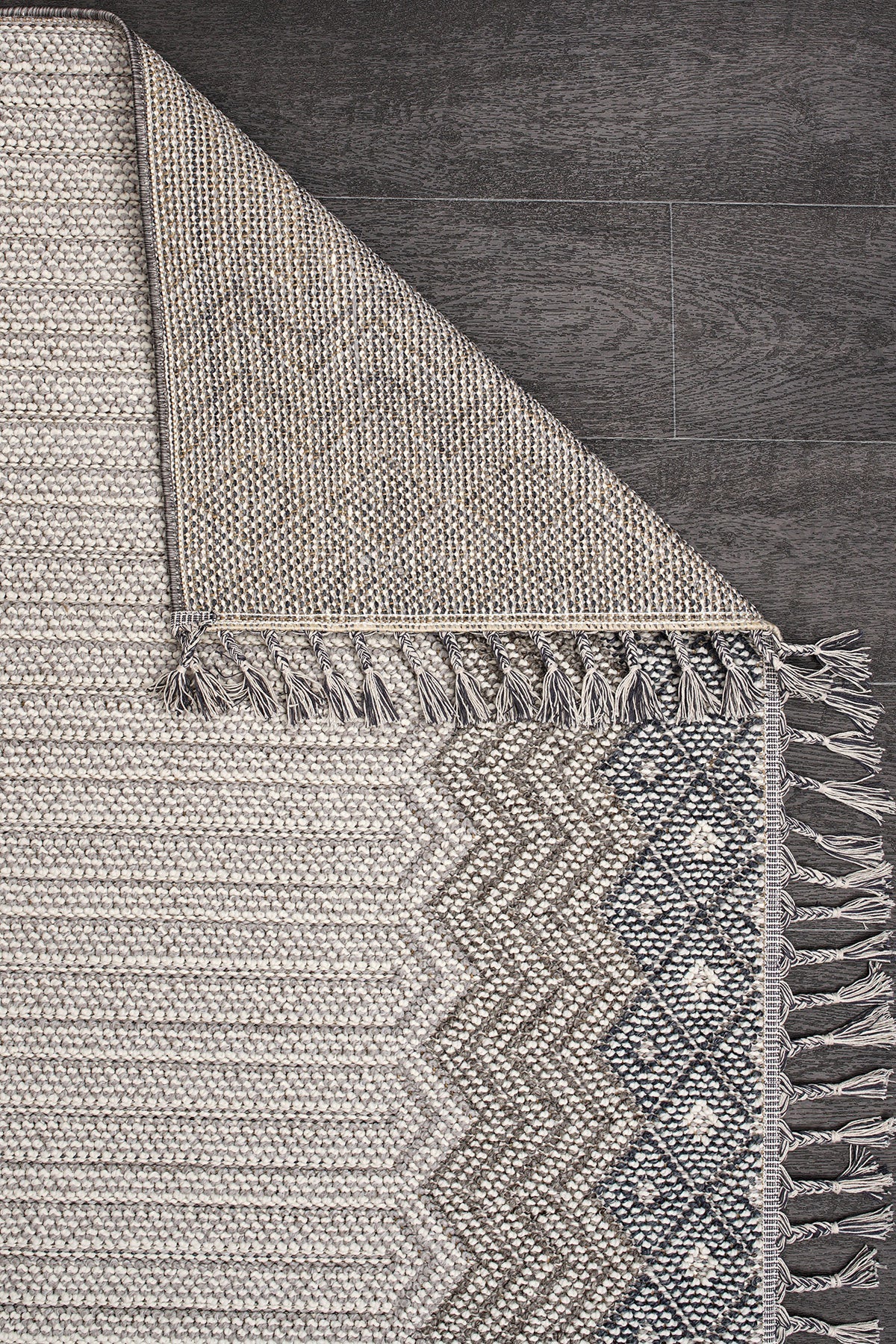 Beige Netline Home Natura 9965 washable area rug in a modern design, perfect for bedrooms, living rooms, or entryways.