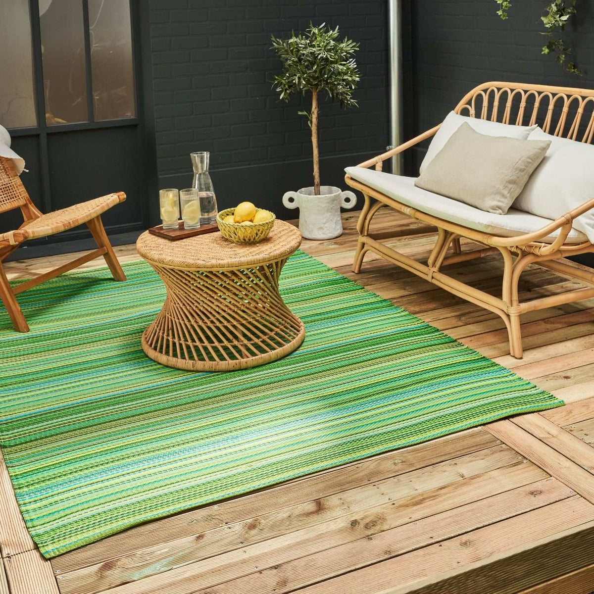Rainbow Outdoor Rug Green – 1020